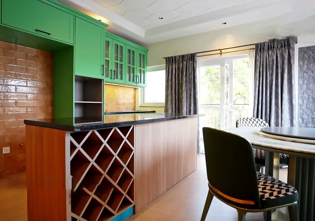 Open Kitchen